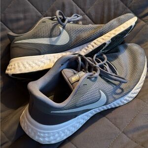Ladies Nikes